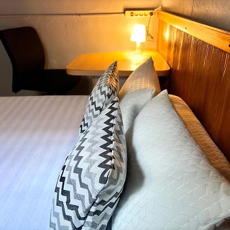 Kost Harian Semarang Murah Esterno foto